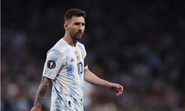 “夫妻本是同林鸟”，但这一次，窦骁和何超莲都救不了对方